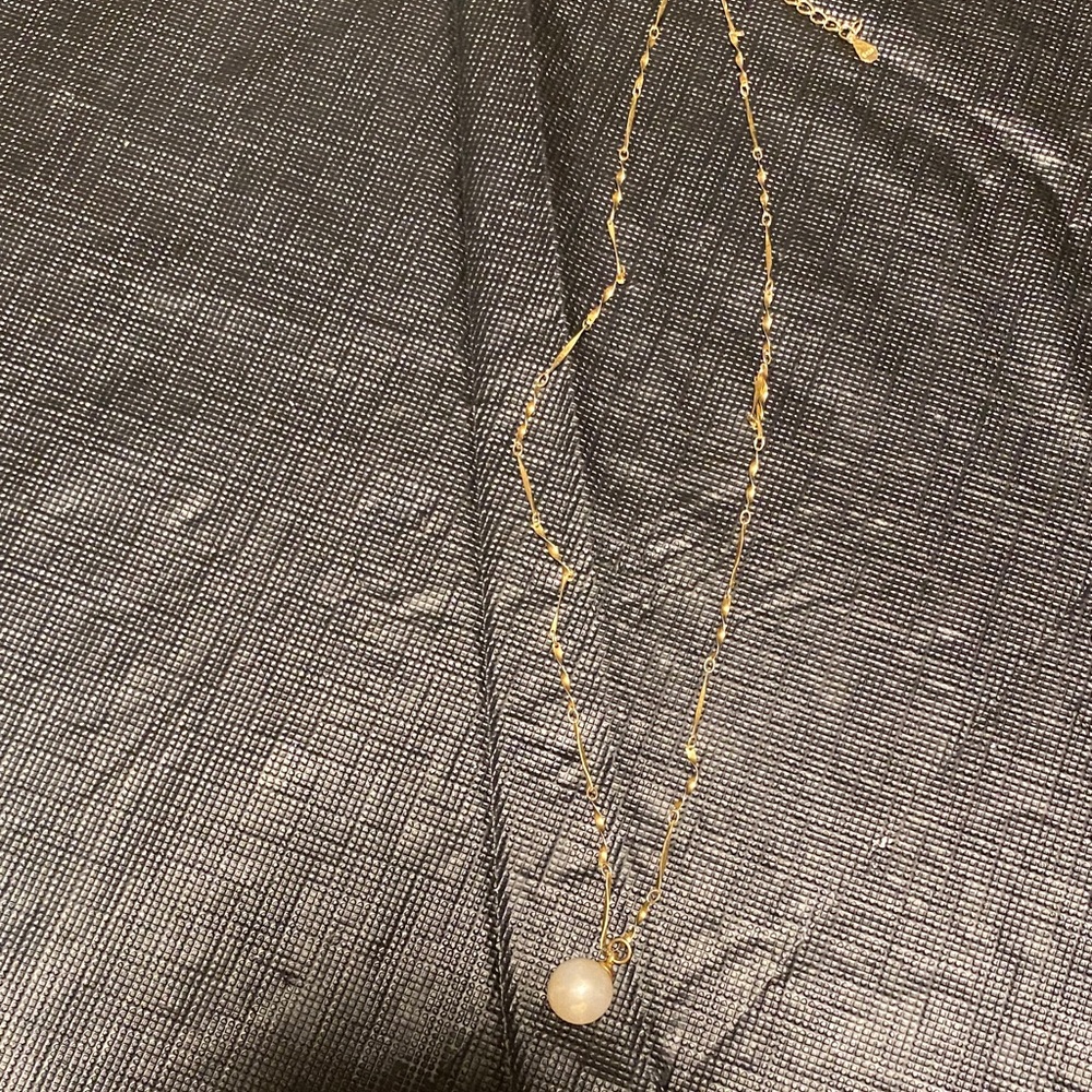 Kay Jewelers Elegant Gold Necklace with Pearl Pendant, 925